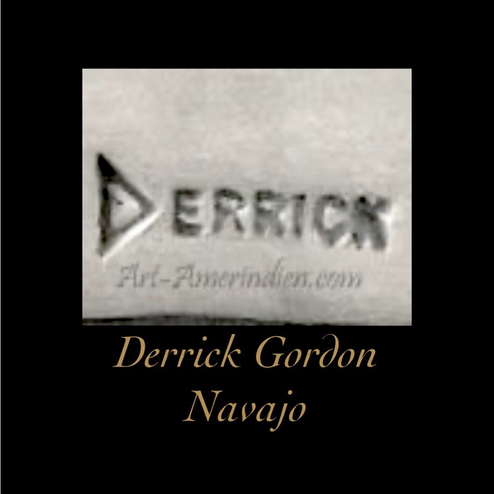 Signed - Derrick Gordon, Navajo. Elegant “Ajax” Turquoise Sterling Silver Cuff - Picture 10 of 12
